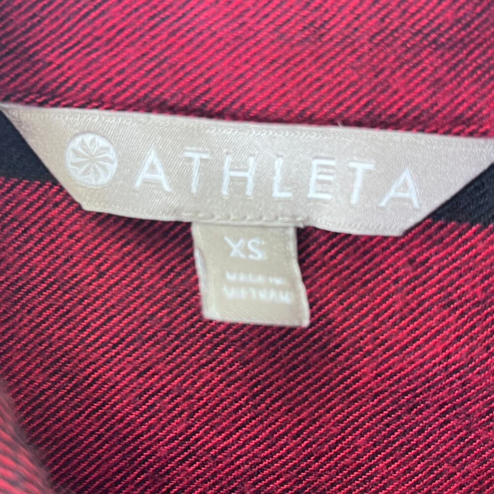 Athleta Heat Gen 2.0 Button Down Flannel Top Long Sleeve Buffalo Plaid Red XS - Picture 3 of 11